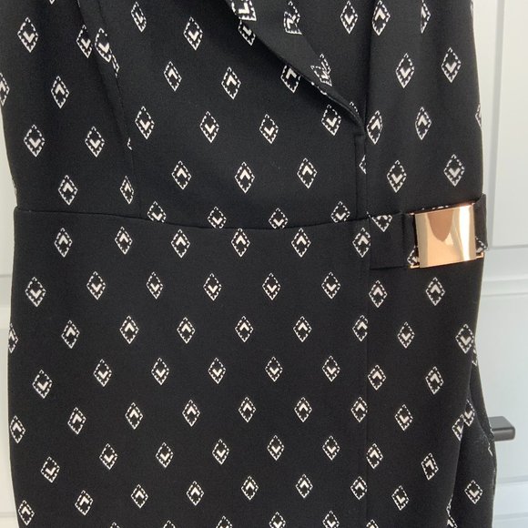 Le Chateau Patterned Knee Length Dress - Picture 4 of 7